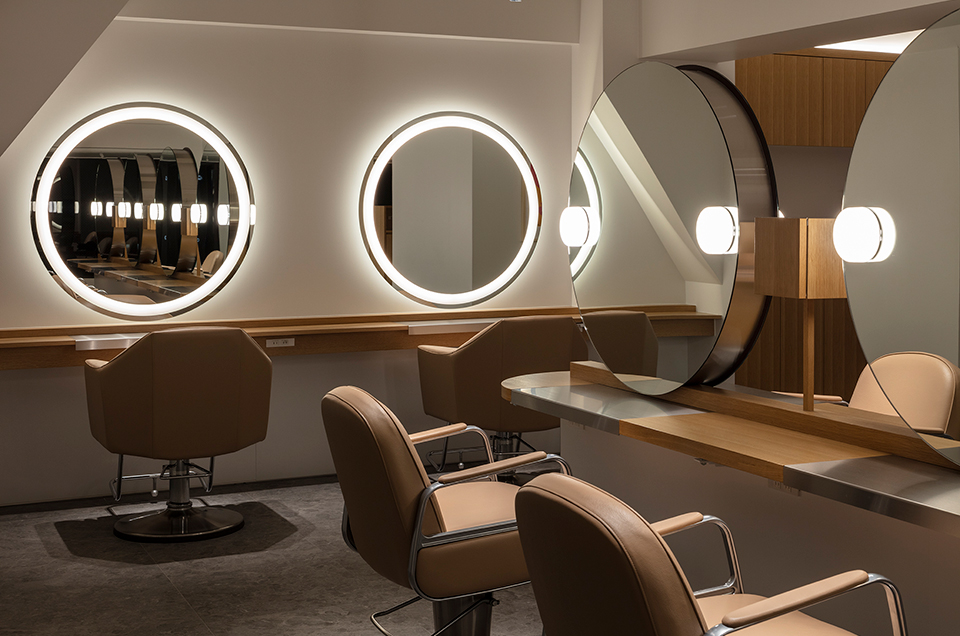 andbeatuiful fifth floor