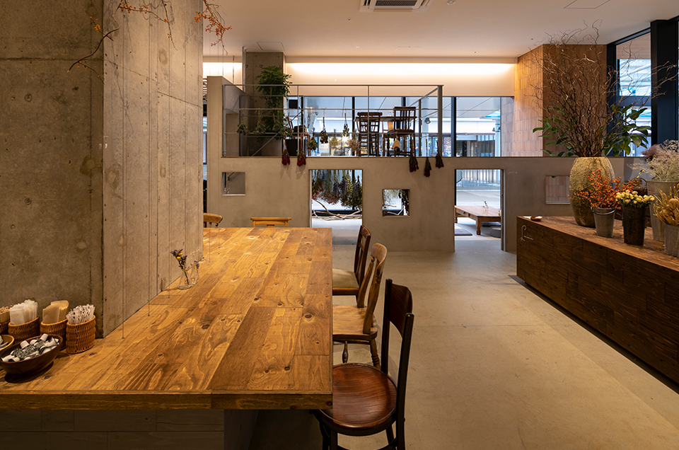 パンとエスプレッソと花束を