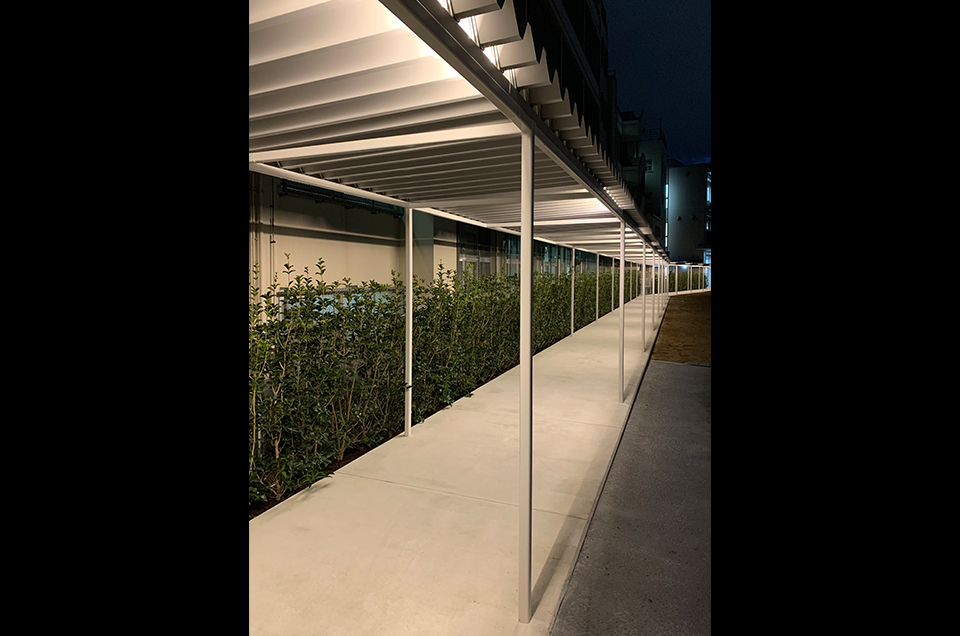 グラウンドルーフ